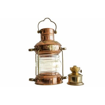 Potężna lampa żeglarska ze starego mosiądzu, dawna lampa nawigacyjna, mosiężna naftowa lampa okrętowa