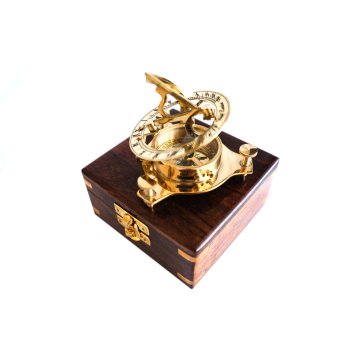 Zegar Dollonda - mosiężny zegar słoneczny z żeglarskim kompasem w drewnianym, marynistycznym pudełku